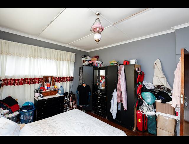 5 BEDROOM FREEHOLD FOR SALE IN PALMIET